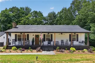 303 Mtn View Clubhouse Rd, Buchanan, GA 30113 - Photo 1