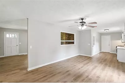6041 Ridge Way, Douglasville, GA 30135 - Photo 10