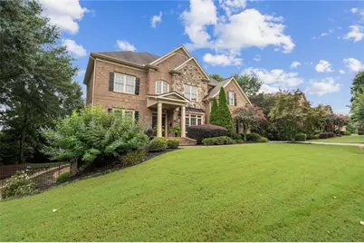 2327 Crimson King Drive, Braselton, GA 30517 - Photo 6