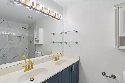 1064 Liberty Parkway NW, Atlanta, GA 30318 - Photo 20