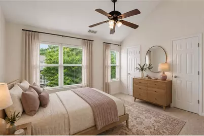 1064 Liberty Parkway NW, Atlanta, GA 30318 - Photo 24