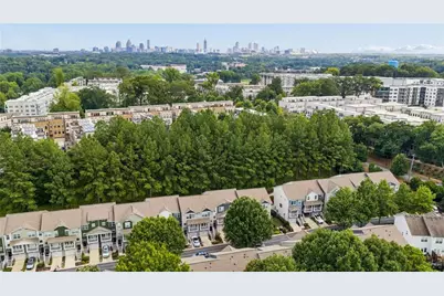 1064 Liberty Parkway NW, Atlanta, GA 30318 - Photo 40