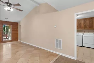 351 Waterford Dr, Jonesboro, GA 30238 - Photo 10