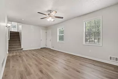 30 Landmark Court SW, Marietta, GA 30060 - Photo 4