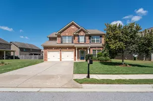 988 Spanish Moss Tr, Loganville, GA 30052 - Photo 2