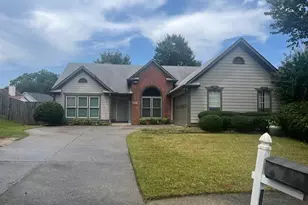 2853 Avalon Meadows Ct, Lawrenceville, GA 30044 - Photo 2