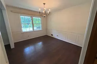 3887 Menlo Dr, Atlanta, GA 30340 - Photo 8