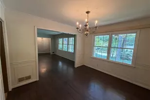 3887 Menlo Dr, Atlanta, GA 30340 - Photo 10