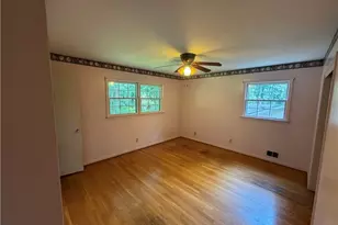 3887 Menlo Dr, Atlanta, GA 30340 - Photo 32