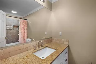 206 Cherry Hill Dr, Calhoun, GA 30701 - Photo 10