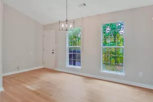 5603 Eagles Feather Ln, Riverdale, GA 30274 - Photo 8