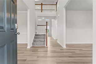 233 Hampton Ridge Dr, Jefferson, GA 30549 - Photo 2