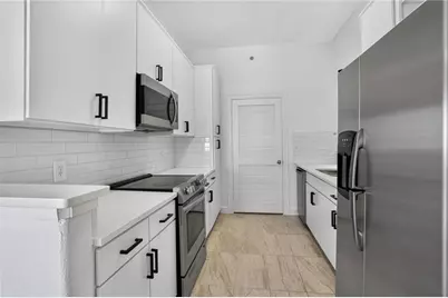 3445 Stratford Road NE #2403, Atlanta, GA 30326 - Photo 6