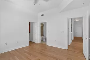 3445 Stratford Rd NE, Atlanta, GA 30326 - Photo 16