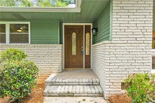982 Yemassee Trail, Stone Mountain, GA 30083 - Photo 4