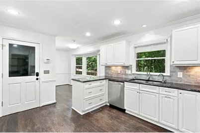 4622 Kings Down Road, Atlanta, GA 30338 - Photo 12