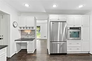 4622 Kings Down Rd, Atlanta, GA 30338 - Photo 18