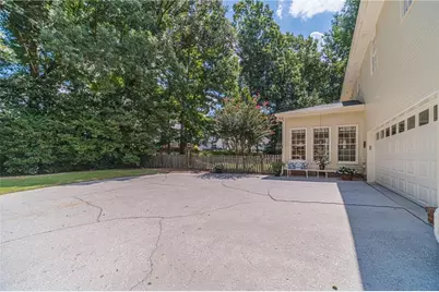 1590 Hickory Lake Drive, Snellville, GA 30078 - Photo 56