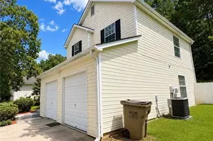 182 Brandon Ridge Cir, Stockbridge, GA 30281 - Photo 2