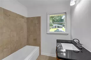 166 Hermer Cir NW, Atlanta, GA 30311 - Photo 12