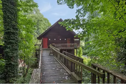 469 Overbrook Drive NW, Atlanta, GA 30318 - Photo 2