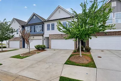 4711 Fairfax Drive, Oakwood, GA 30566 - Photo 2