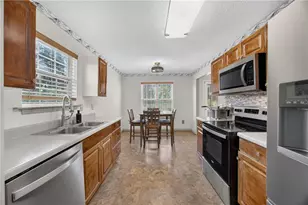 305 Bainbridge Cir, Dallas, GA 30132 - Photo 10
