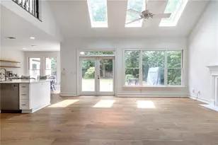 4027 Stephens Mill Run NE, Atlanta, GA 30342 - Photo 8