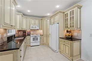 1340 Eryn Cir, Suwanee, GA 30024 - Photo 50