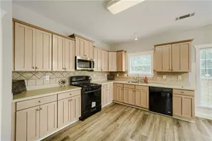 421 Bedford Crossing, McDonough, GA 30253 - Photo 4