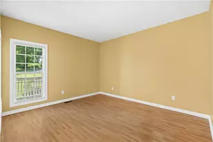 185 Thornwood Dr SE, Calhoun, GA 30701 - Photo 10