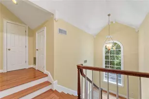 1037 Davis Dr, Sandy Springs, GA 30327 - Photo 30