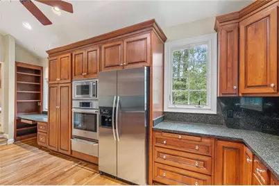 1037 Davis Drive, Sandy Springs, GA 30327 - Photo 10