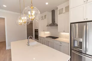 1010 Eastman Ct, Hoschton, GA 30548 - Photo 2