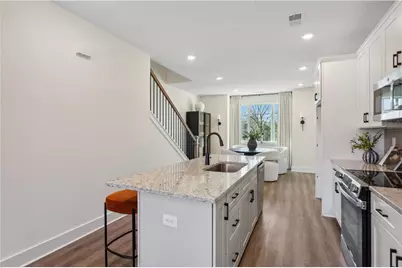 205 Mission Way, Atlanta, GA 30315 - Photo 6