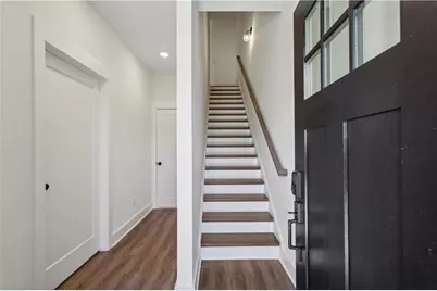 205 Mission Way, Atlanta, GA 30315 - Photo 2