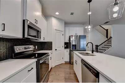275 Auburn Valley Way, Auburn, GA 30011 - Photo 10