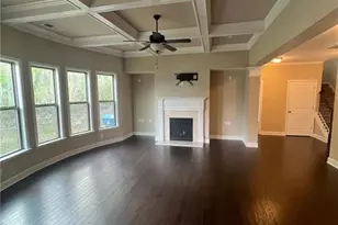 524 Tyne Dr, Lawrenceville, GA 30044 - Photo 2