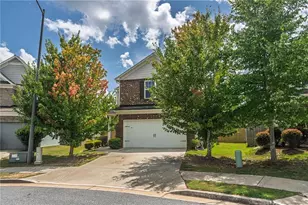 460 Meadowbend Cir, Athens, GA 30606 - Photo 2