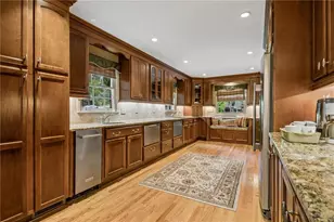4791 Layfield Dr, Dunwoody, GA 30338 - Photo 12