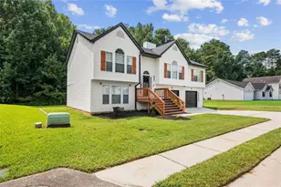 7153 New Dale Rd, Rex, GA 30273 - Photo 2
