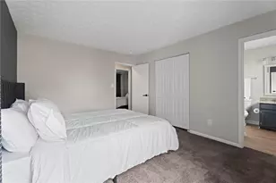 313 Country Club Dr, Jonesboro, GA 30238 - Photo 10