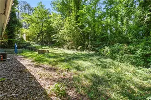 4176 Indian Forest Rd, Stone Mountain, GA 30083 - Photo 20