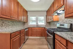 2756 Homeland Dr, Atlanta, GA 30360 - Photo 4