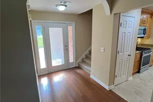 824 Georgian Point Dr, Lawrenceville, GA 30045 - Photo 4