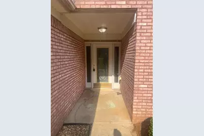 824 Georgian Point Drive, Lawrenceville, GA 30045 - Photo 2