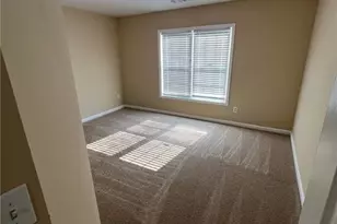 824 Georgian Point Dr, Lawrenceville, GA 30045 - Photo 16