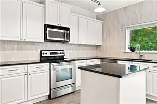 1465 Liberty Pkwy NW, Atlanta, GA 30318 - Photo 8