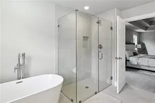 3131 Stonegate Dr SW, Atlanta, GA 30331 - Photo 18