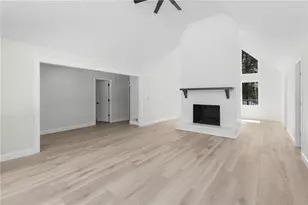 3214 Kimberly Woods Ct SW, Lilburn, GA 30047 - Photo 14